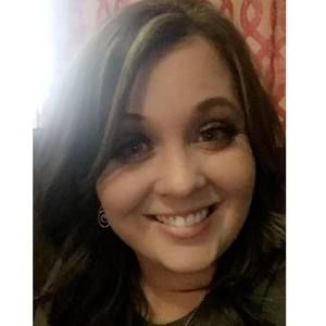 Meet your Posher, Adrienne